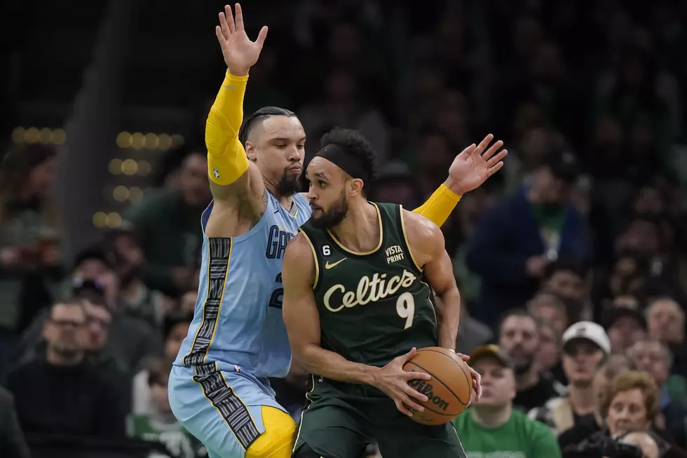 White&#8217;s 23 Points Helps Celtics Past Grizzlies 119-109