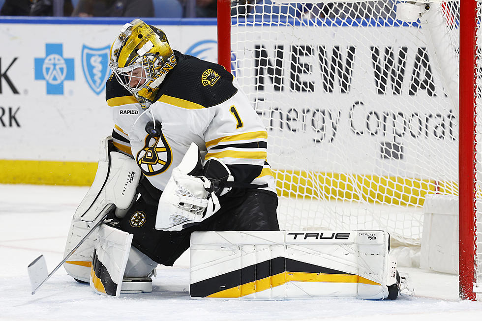 Swayman Stops 26 Shots in Bruins’ 7-0 Rout of Sabres