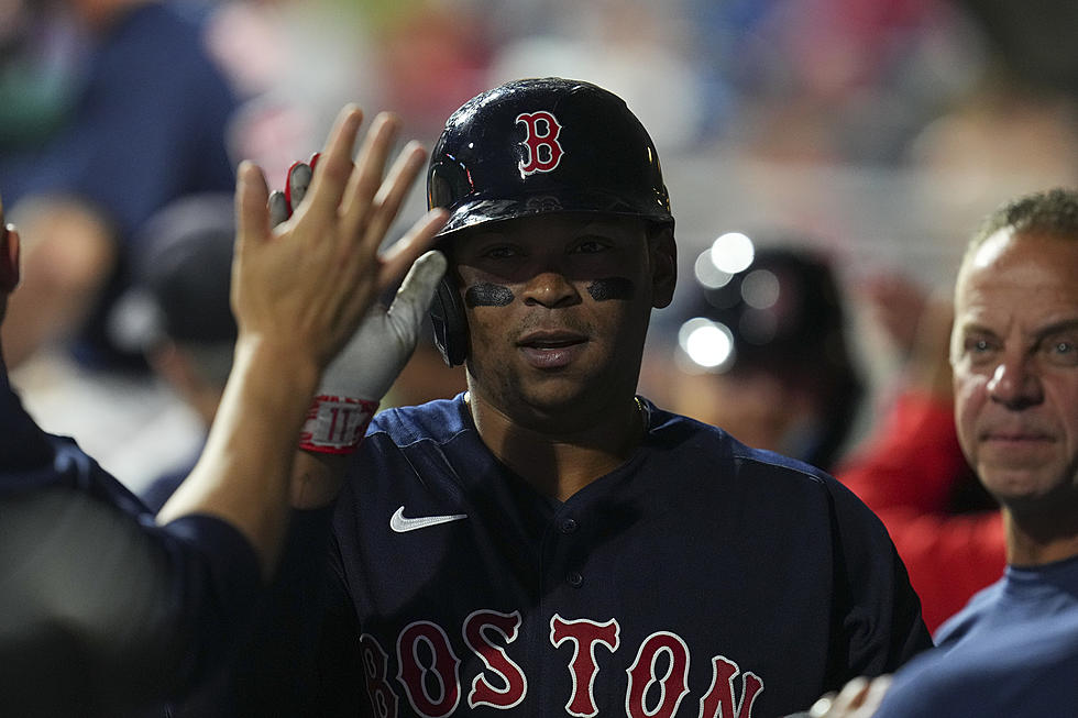 Red Sox Win 8th Straight &#8211; Beat Phillies 7-4