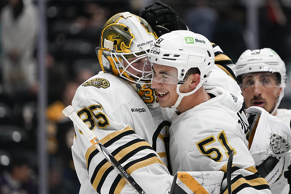 Bruins Rally past Ducks, 3-1 Extend Season-opening Win Streak to Five