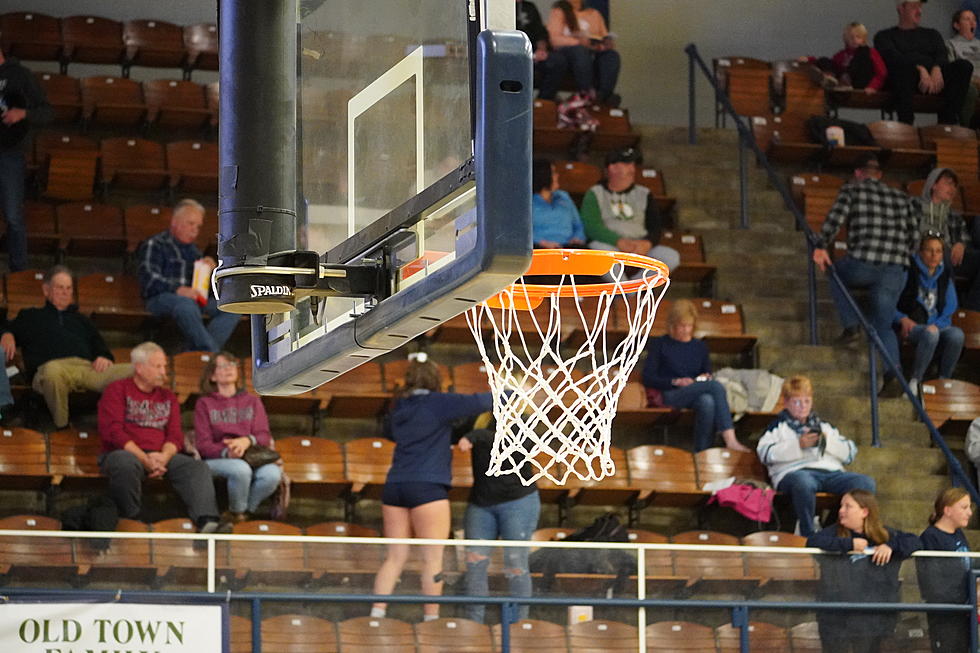 Maine Men’s Basketball Wins 4th Straight Beating CCSU 69-56