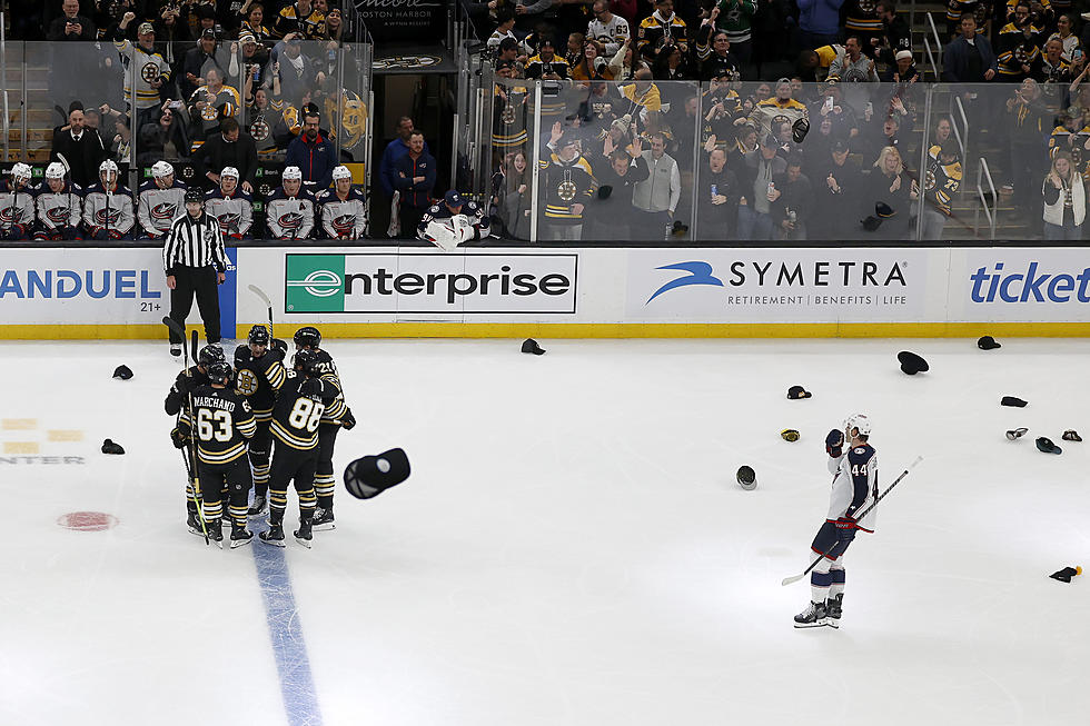 Brad Marchand gets Natural Hat Trick in 3rd period; Bruins beat Blue Jackets, 3-1