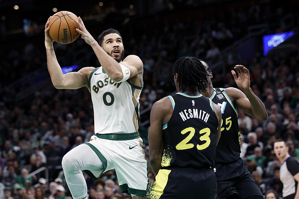Jayson Tatum scores 30, comes up with late blocks as Celtics hold off Pacers 129-124