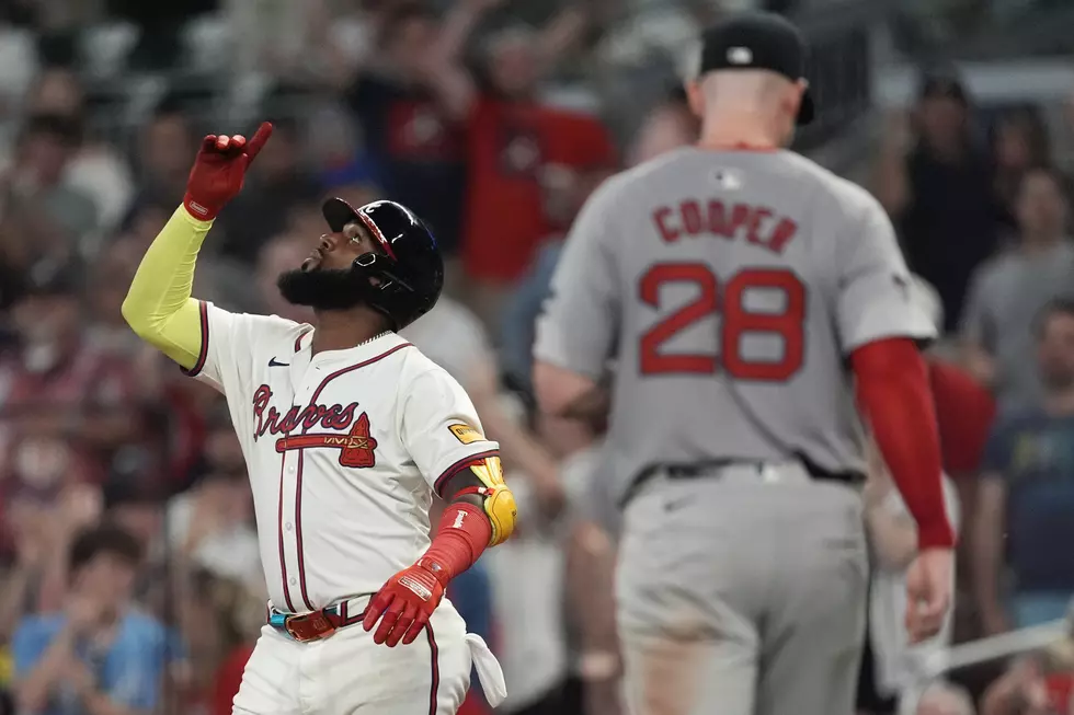 Marcell Ozuna delivers run-scoring single in 8th as Braves end 3-game skid, beat Red Sox 4-2