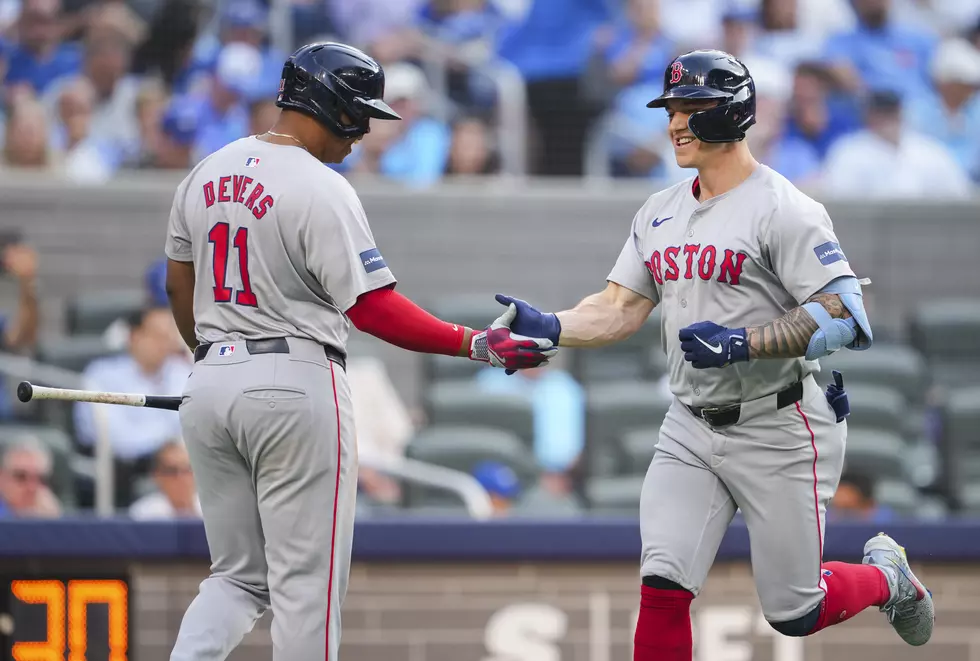 O&#8217;Neill hits 2 of Boston&#8217;s 4 home runs as Red Sox beat Blue Jays 7-3 for 6th victory in 8 games