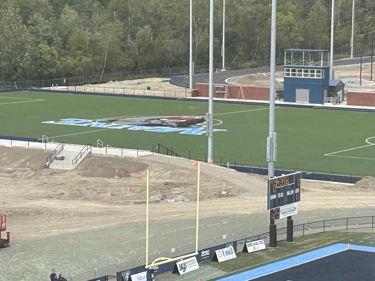 Maine Soccer Falls to UConn 3-1