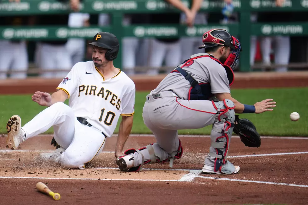 Reynolds, Lowe, and Yorke Each Drive in 2 runs, Pirates Beat Red Sox 8-3 after 2 1/2-hour Delay