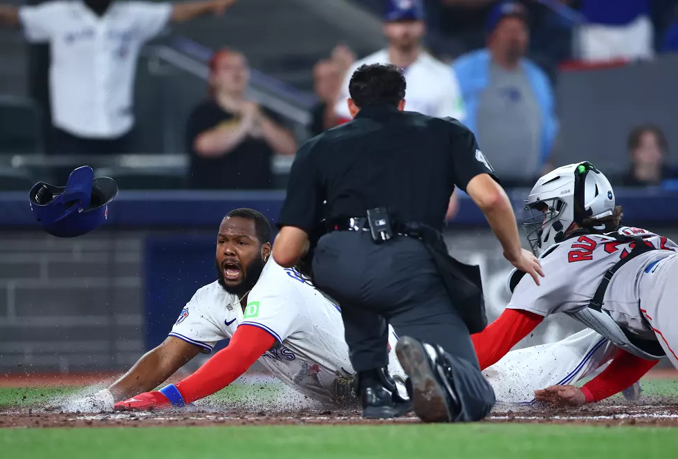 Blue Jays Erupt for 5 runs in the 8th to Beat Red Sox 6-4, Extend Boston’s Skid to 5