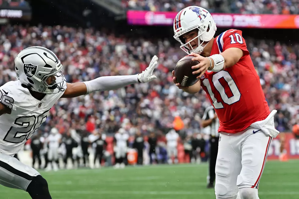 Drake Maye Accounts for 5 TDs as Patriots Roll Past Raiders 45-17