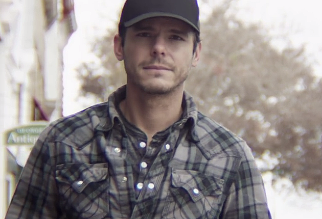 Granger Smith Hospitalized After Stage Fall