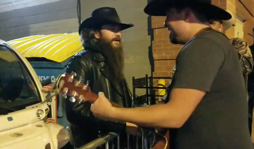 Cody Jinks Sings with Fan