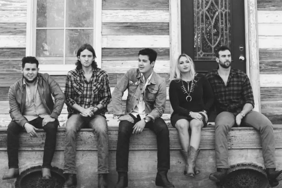 Flatland Cavalry Fiddle Player, Laura Jane Houle, Exits Band
