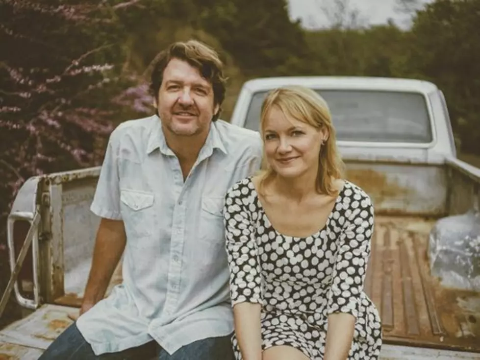 LISTEN UP! Kelly Willis & Bruce Robison 'If I Had a Rose'