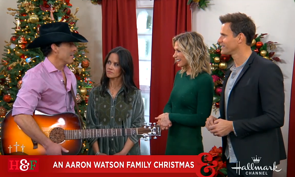 WATCH: Aaron & Kimberly Watson Help to Spread Christmas Cheer