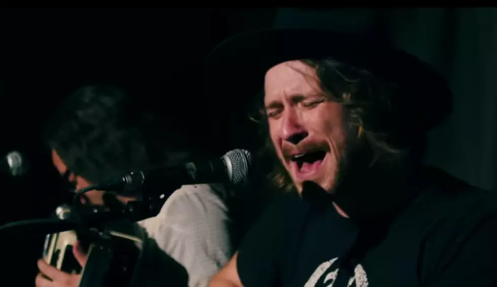 Cody Cannon Goes Hard on Acoustic Version of 'Stone'