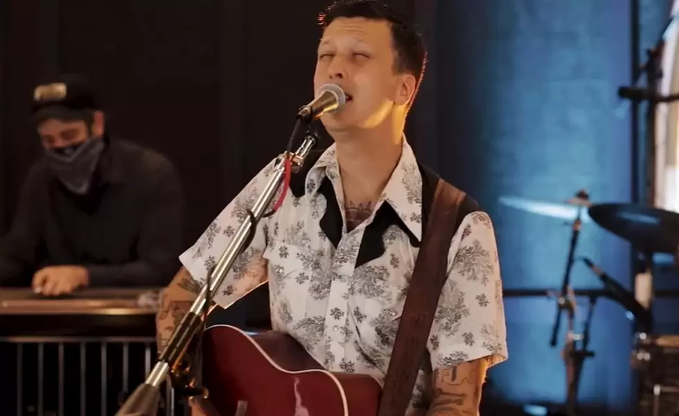 BJ Barham of American Aquarium Inks Worldwide Publishing Deal