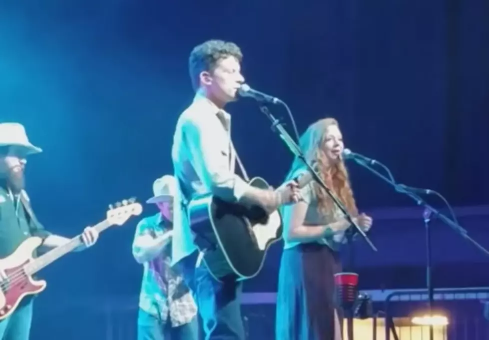 Turnpike Troubadours Singing ‘Call a Spade A Spade’ with Kaitlin Butts [DISTANT REPLAY]