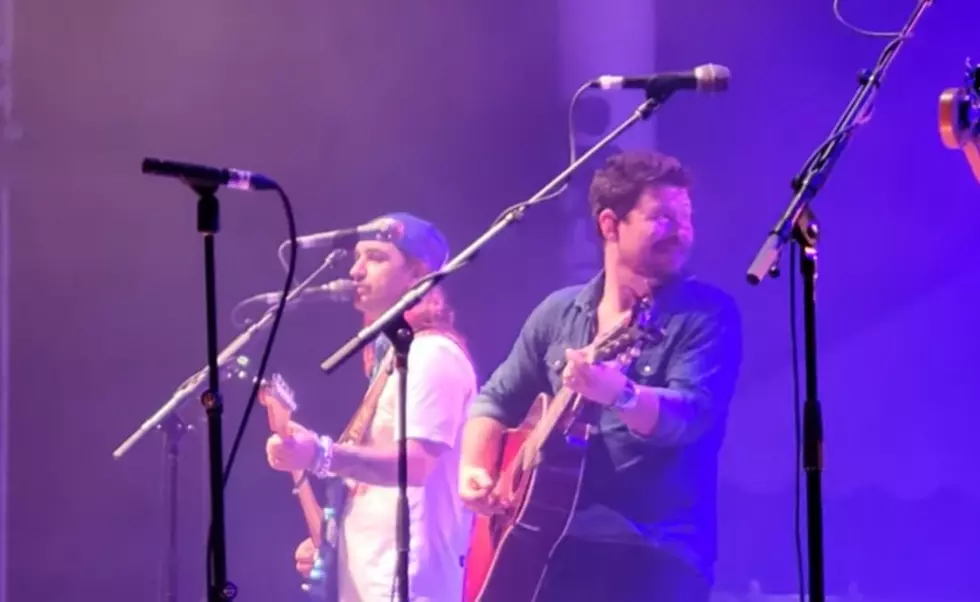 Cody Canada Join Shane Smith & The Saints for 'Pancho and Lefty' 