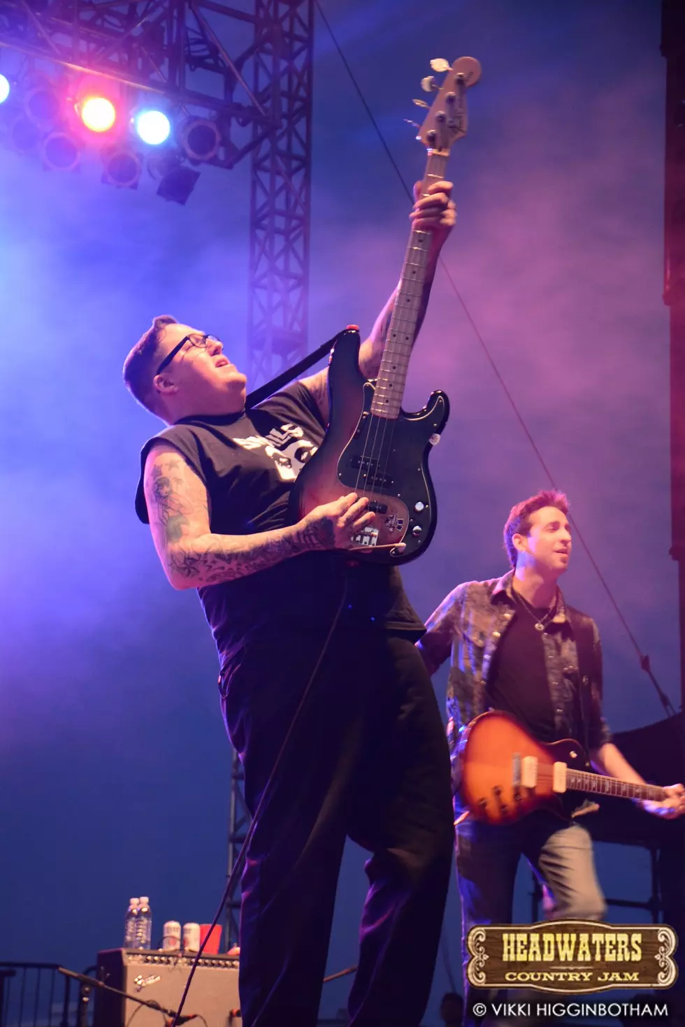 Uncle Kracker Performs at Headwaters Country Jam 2015 [PHOTOS]