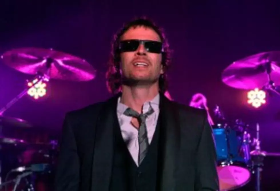 More Christmas Music From Scott Weiland! [Videos]