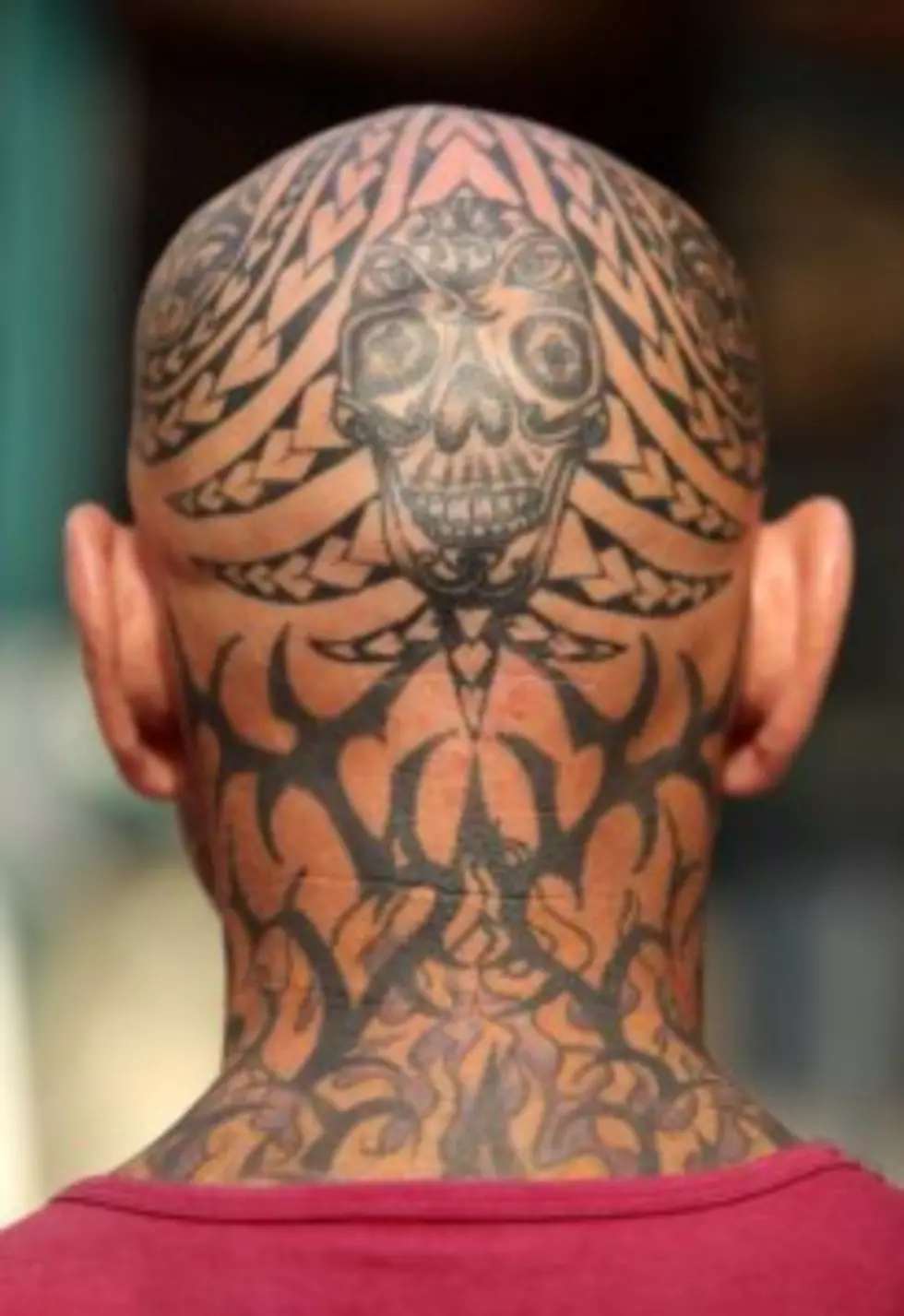 Tattoos And Eyeballs Don&#8217;t Mix! OUCH! [Video]