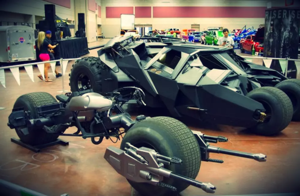 Video Tour of Batmobile and Bat Pod &#8211; Tumbler Tour Visits El Paso!