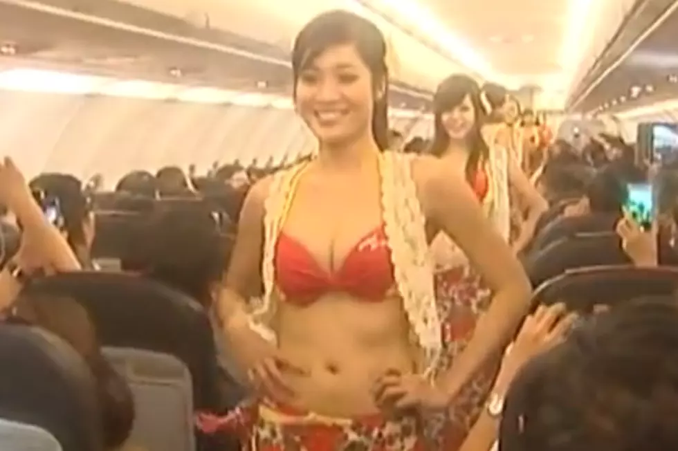 Vietnamese Airline Fined For In-Flight Bikini Show