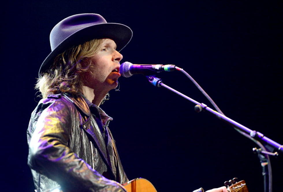 Beck (And A Few Friends) Covers David Bowie [VIDEO]