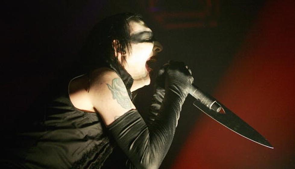 Marilyn Manson Collapses On Stage [VIDEO]