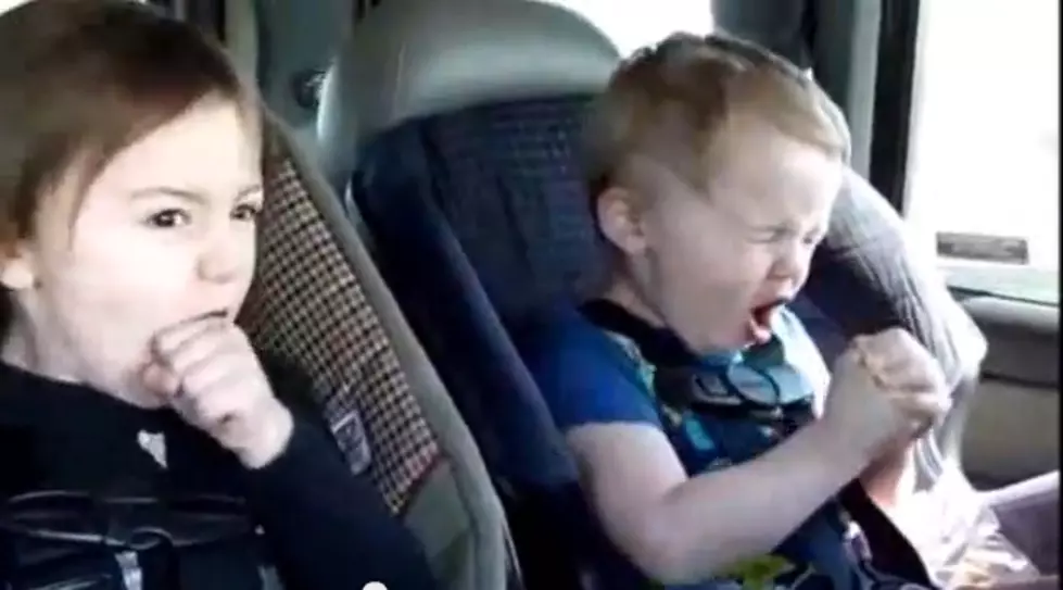 Two Toddlers Adorably Sing Heavy Metal In The Backseat [VIDEO]