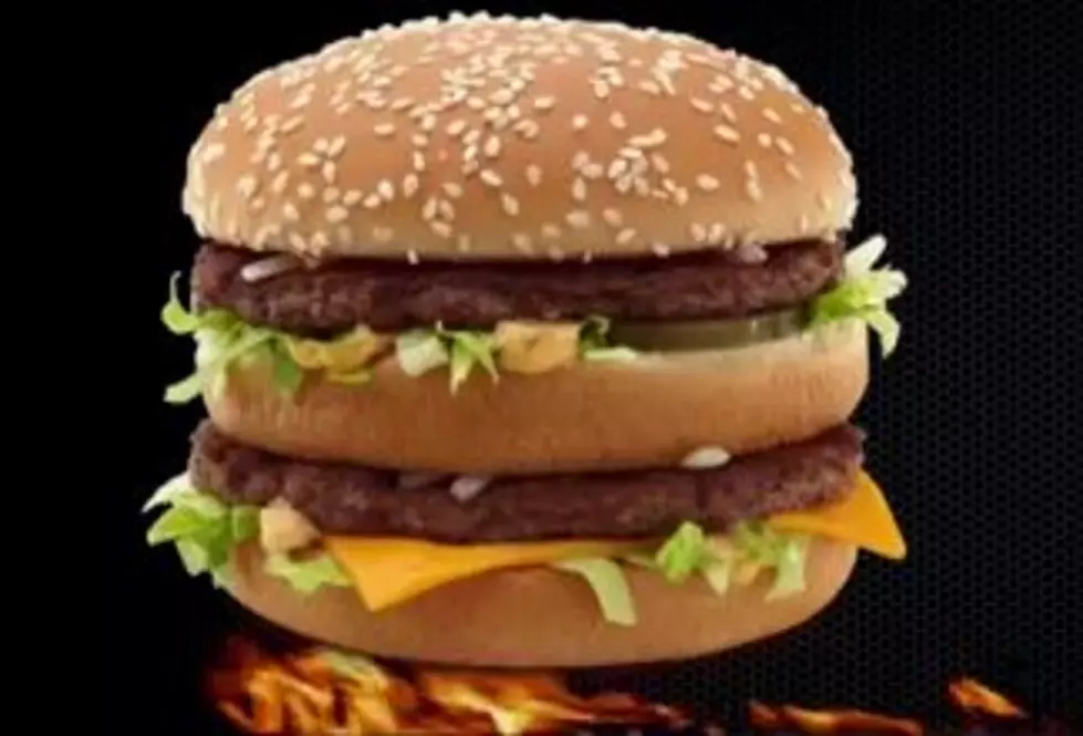 Man Goes on Quest to Find Out Why Fast Food Burgers Never Looks Like the Picture