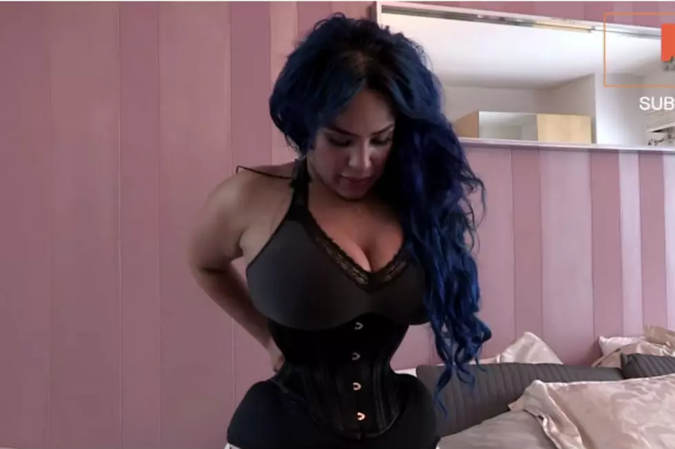 Woman Uses Corsets to Get Shocking 16-Inch Waist [PHOTOS]