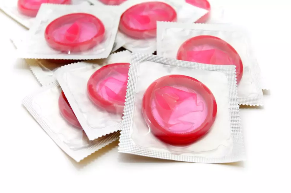 Teens Create Condom That Changes Color When in Contact with an STI