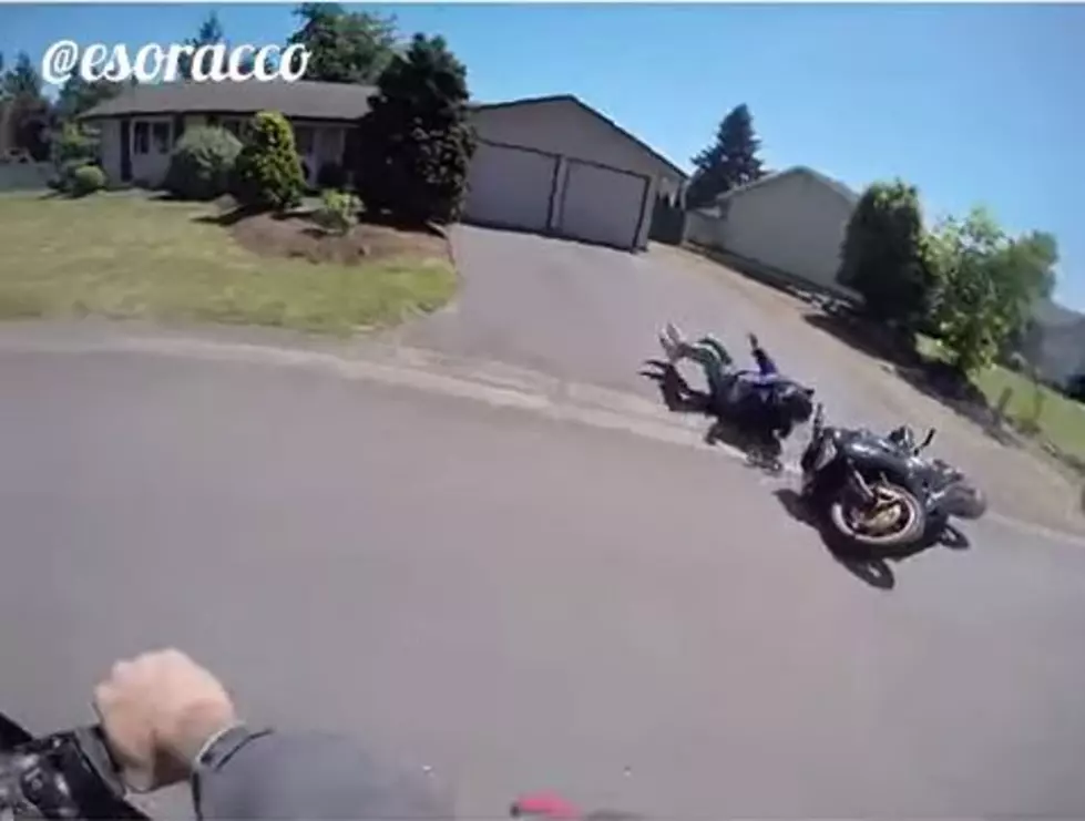 Motorcycle Thief Chased down and Kicked off Bike [VIDEO]