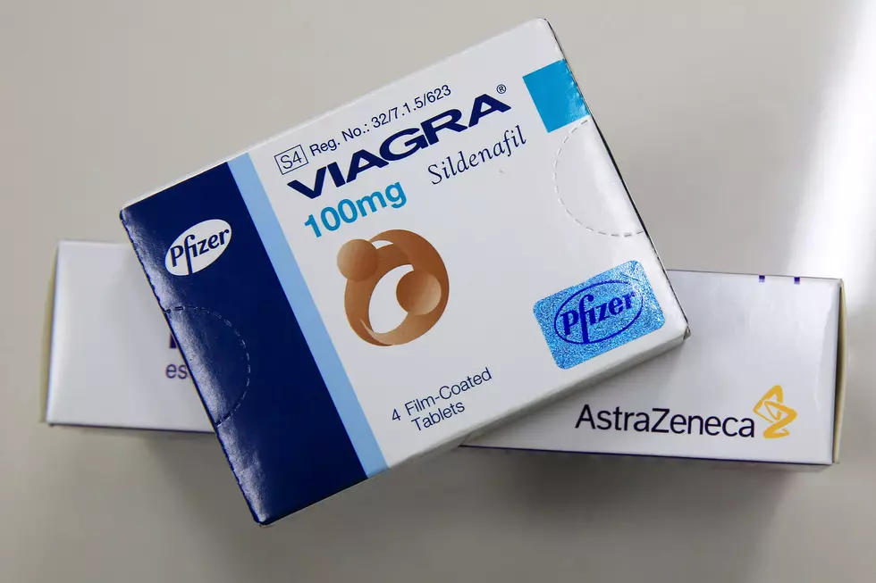 Man Downs 35 Viagra Pills for a Laugh, Ends Up in Hospital