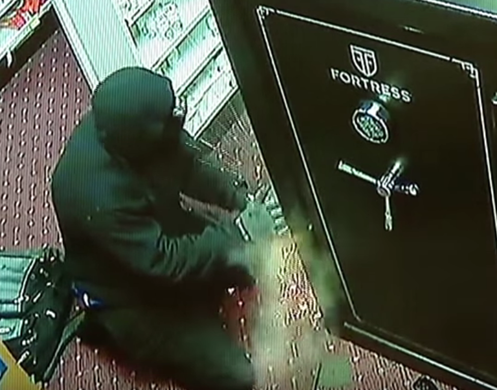 Million-Dollar Texas Drug Heist Caught on Camera