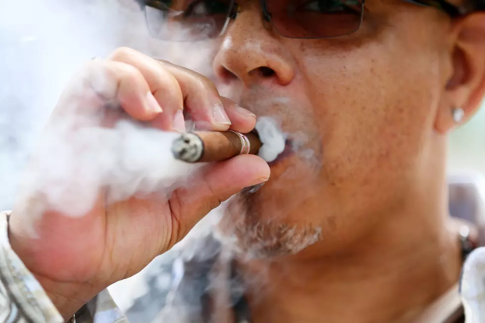 El Paso Bans Smoking At County Facilities
