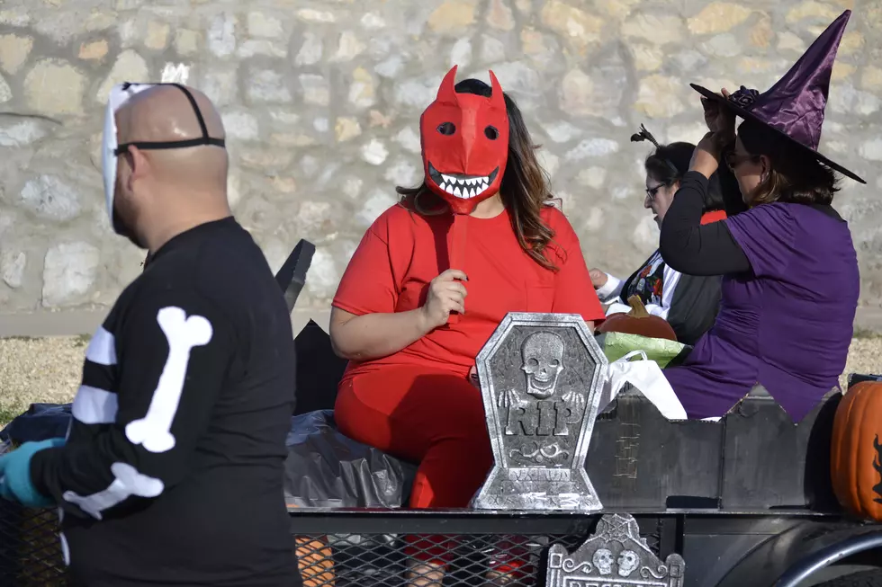 2016 KLAQ Halloween Parade