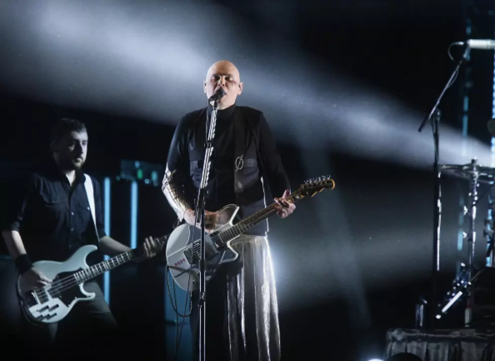 Smashing Pumpkins Invite Chino Moreno On Stage