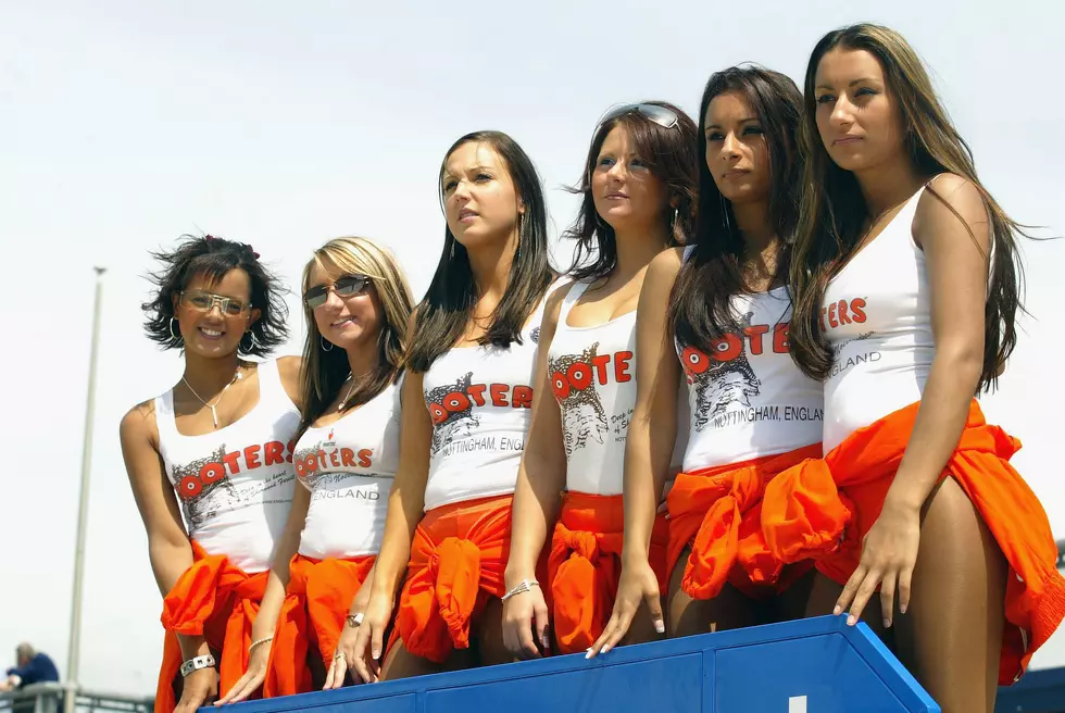 No Valentine? Shred Your Ex For Free Wings At El Paso&#8217;s Hooters