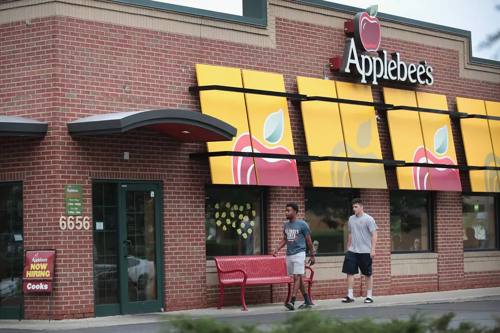 $1 Tropical Cocktail at Applebee’s All July!