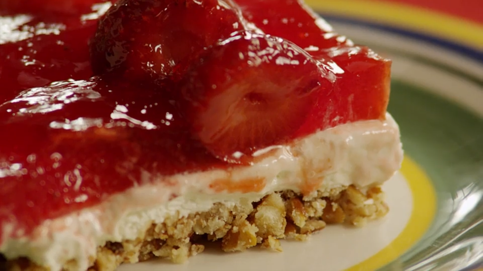 Jello Pretzel Salad is a Thing That Exists and I Want To Try It