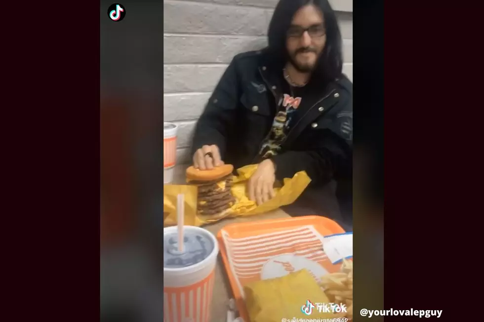 El Paso Man Shows Love To Whataburger With 10 Patty Challenge