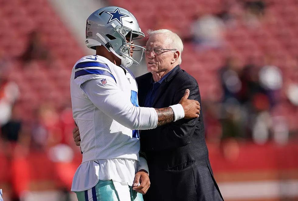 10 Hilarious Tweets About The Cowboys "Quarterback Controversy"