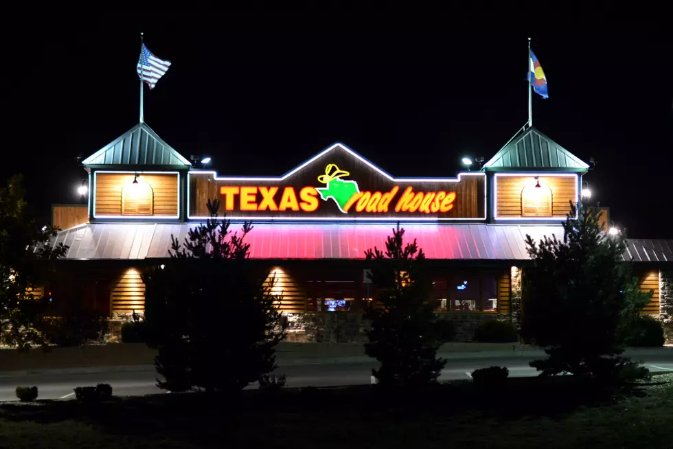 Is This Fun Cheer The Scariest Thing At All Texas Roadhouses?