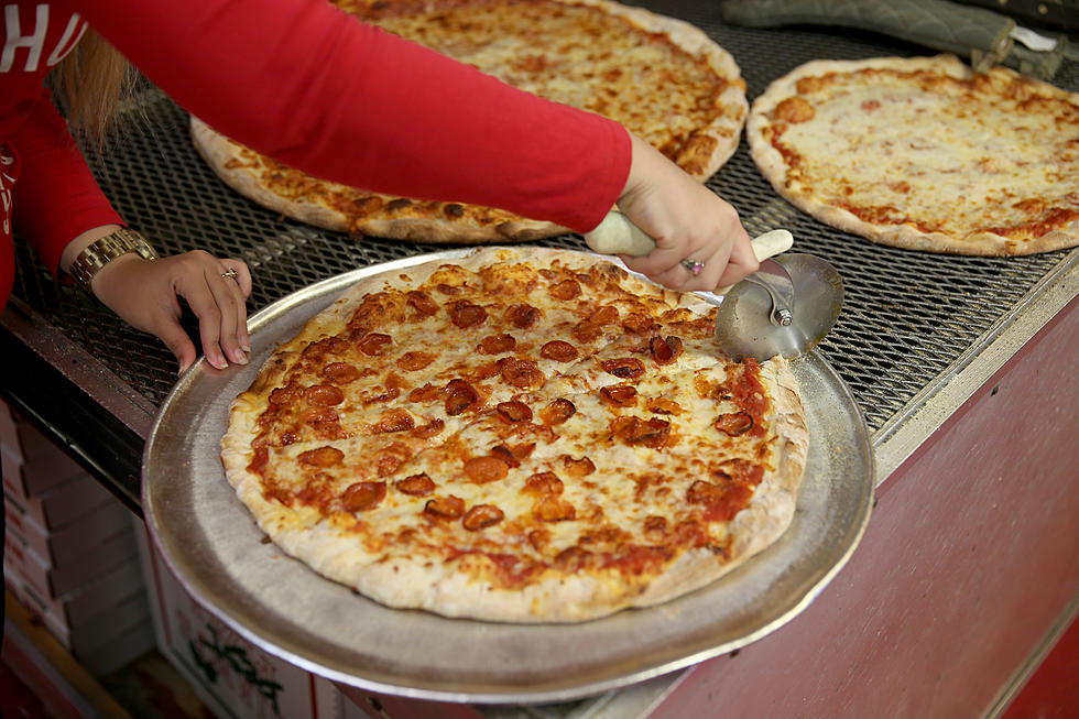 Go Back to the '80s At This Texas Pizzeria