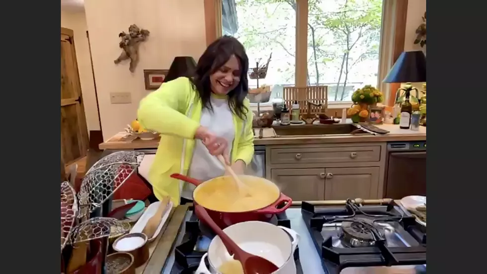 I Saw Rachel Ray&#8217;s &#8220;Pozole&#8221; Video For the First Time&#8230; WTF?!