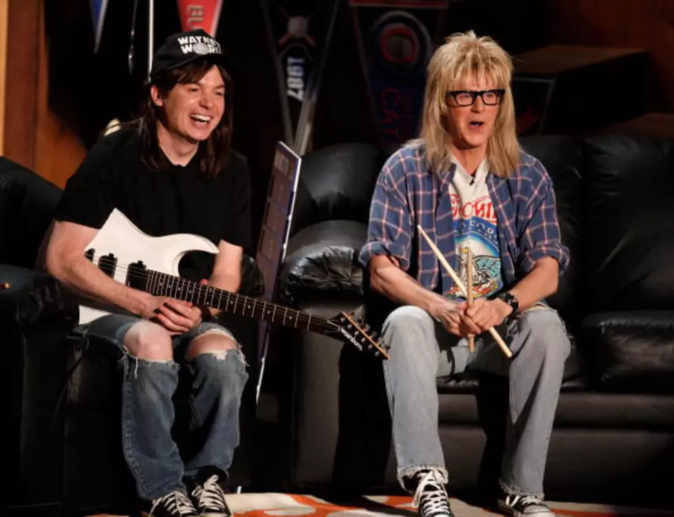 Wayne&#8217;s World Duo Reunited for an Appearance During the Big Game