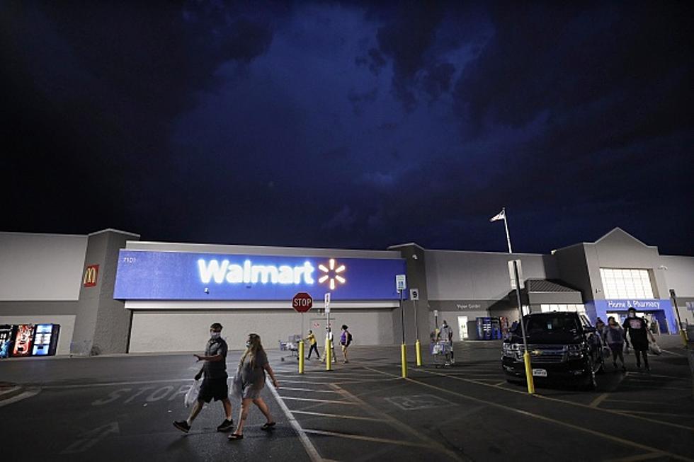 Walmart Gives Thanks to Staff by Closing on Thanksgiving Day