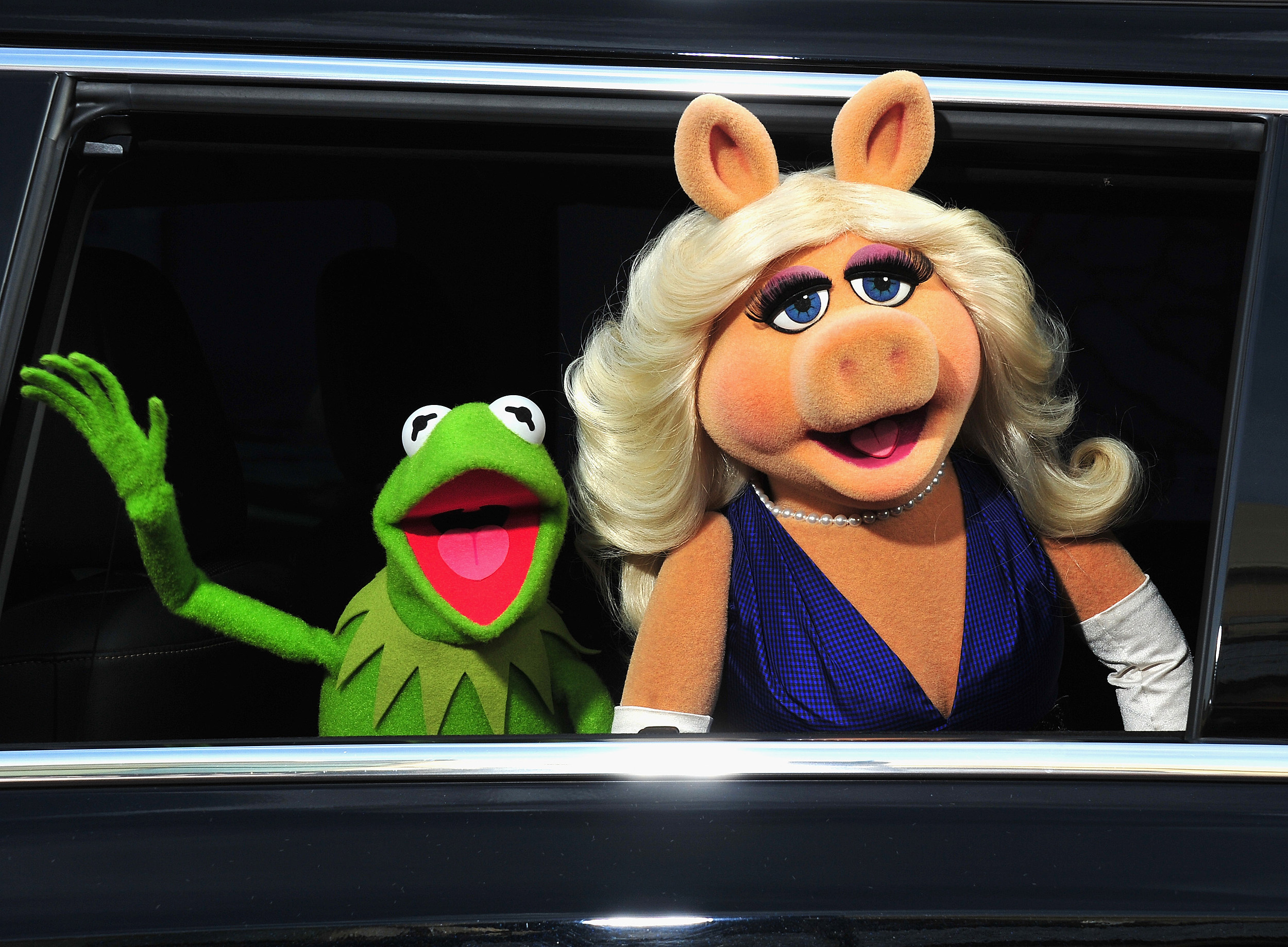 Miss Piggy attends the premiere of The Muppets Wizard of Oz at the  News Photo - Getty Images